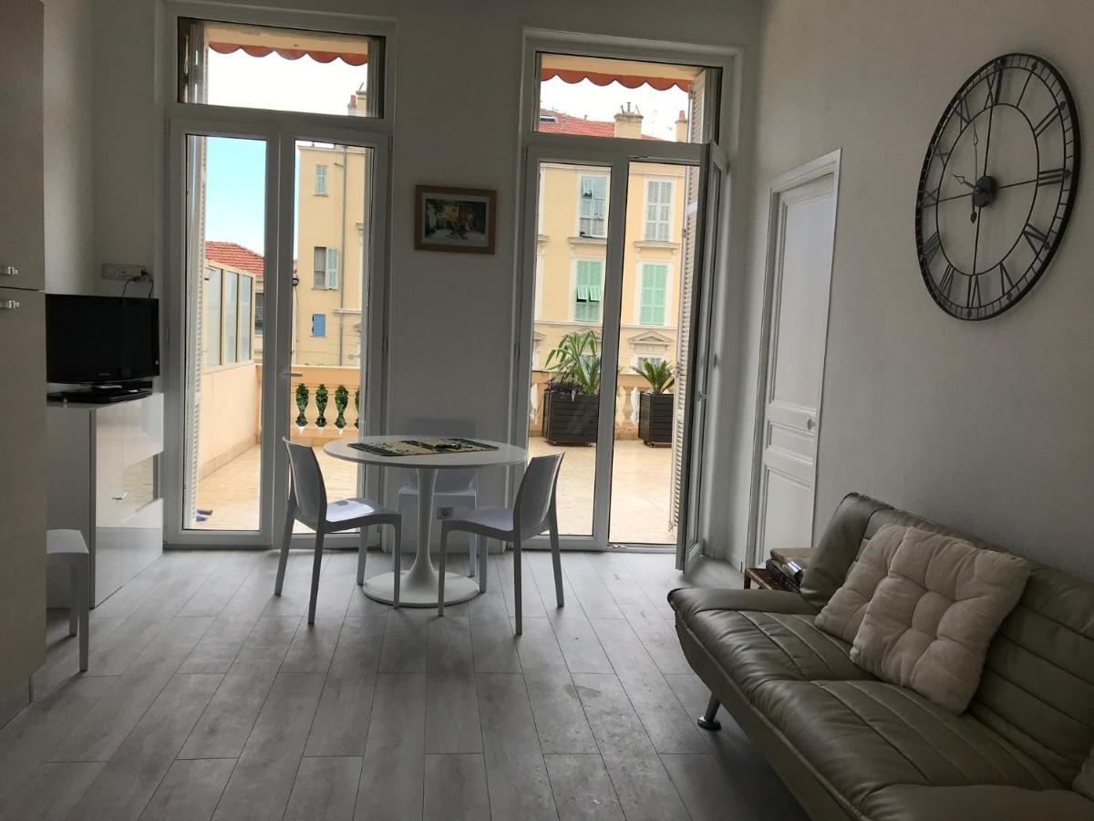 Appartement Terrasse Dans Palace Centre Ville Menton Exterior photo