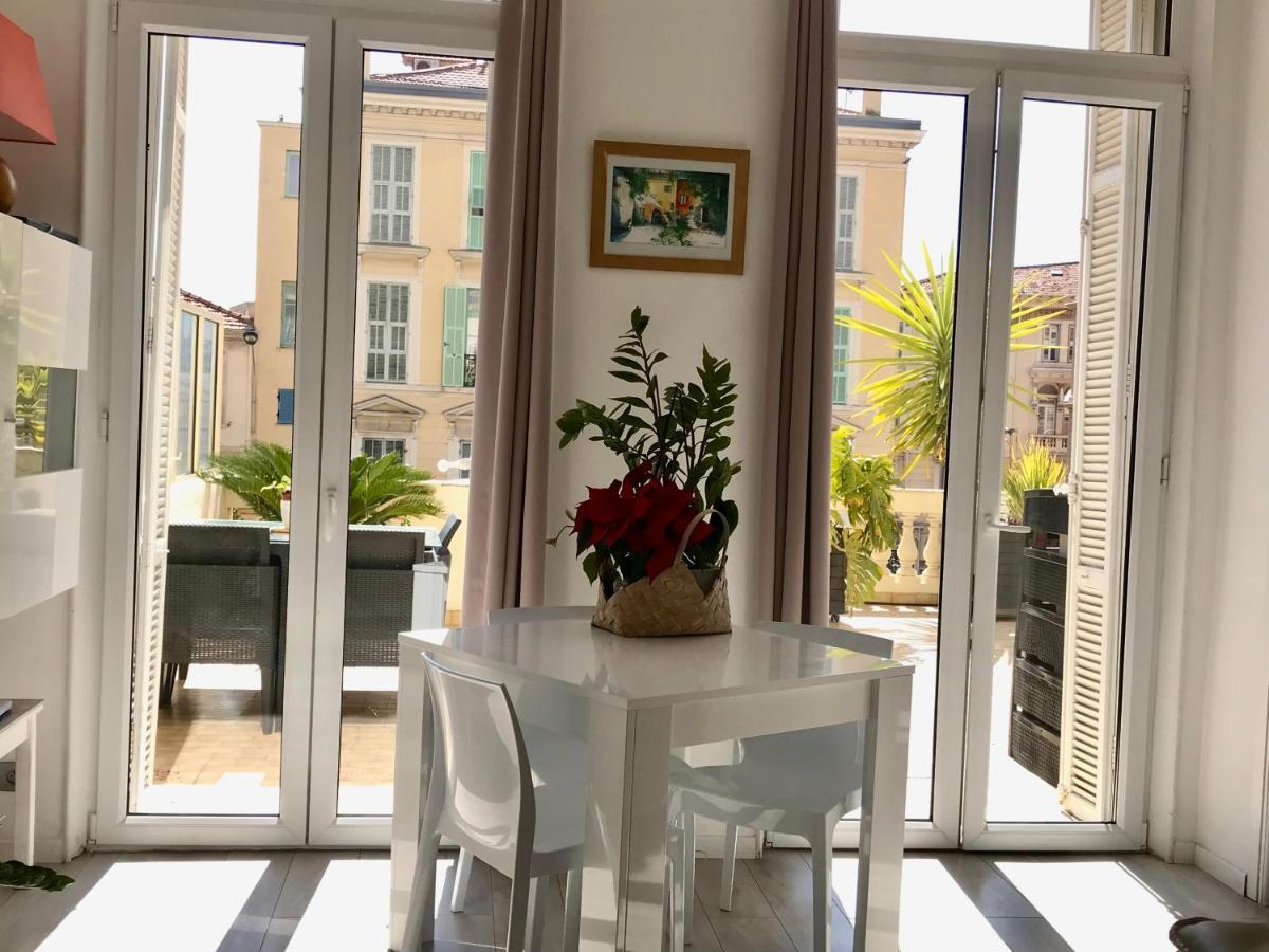 Appartement Terrasse Dans Palace Centre Ville Menton Exterior photo